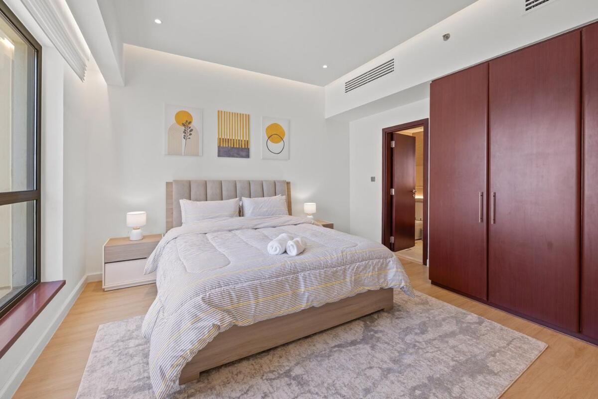 Apartment Luxury 2br In Jbr, Full Sea And Eye View