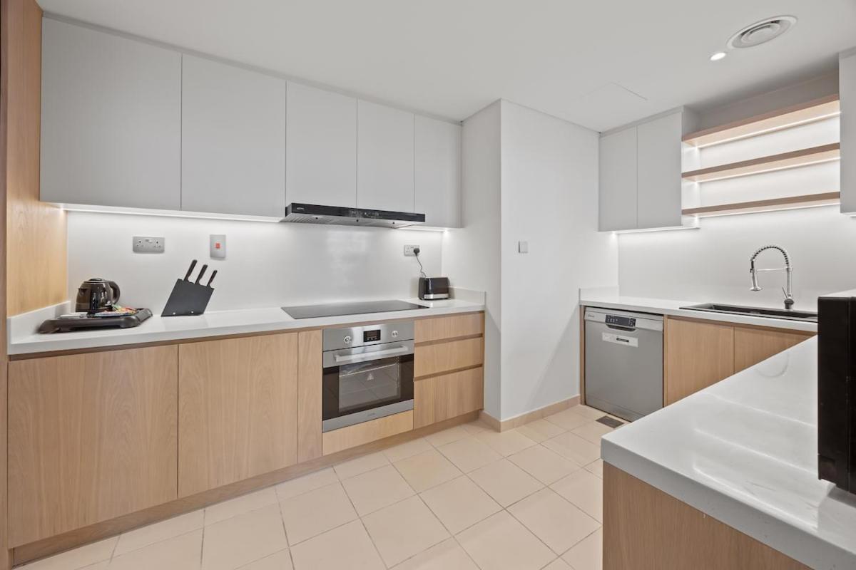 Luxury 2br In Jbr, Full Sea And Eye View *